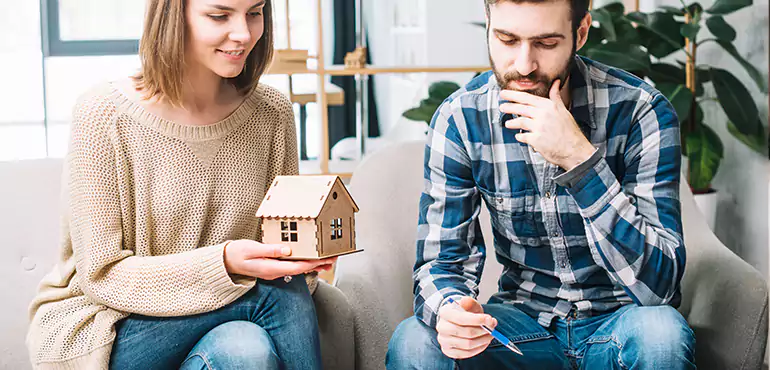 Why Homeowners Trust Hampton Home Buyers to Sell House With Liens in Hampton